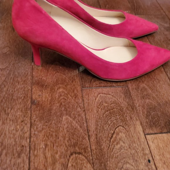 Nine West Red Suede 8.5 Pumps - Picture 2 of 4
